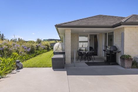 Photo of property in 18 Elena Place, Welcome Bay, Tauranga, 3112