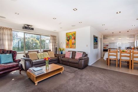 Photo of property in 4a Northumberland Avenue, Belmont, Auckland, 0622