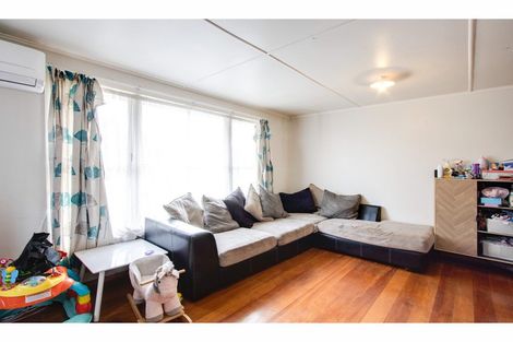 Photo of property in 32 Peterhead Avenue, Flaxmere, Hastings, 4120