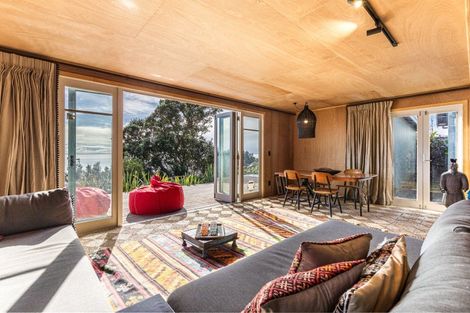 Photo of property in 13a Torkar Road, Clarks Beach, 2122