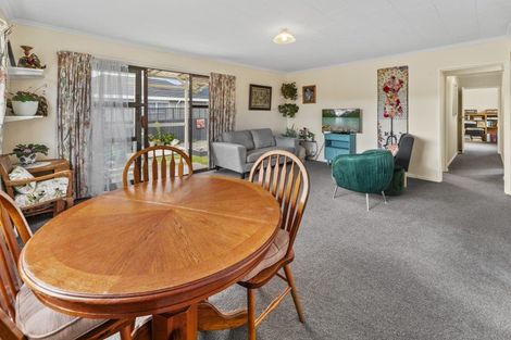 Photo of property in 2/64 Fergusson Street, Stoke, Nelson, 7011