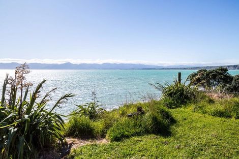 Photo of property in 1596 Cape Palliser Road, Cape Palliser, Featherston, 5772
