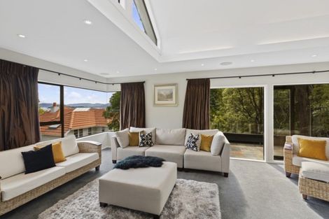 Photo of property in 3 Walter Road, Lowry Bay, Lower Hutt, 5013