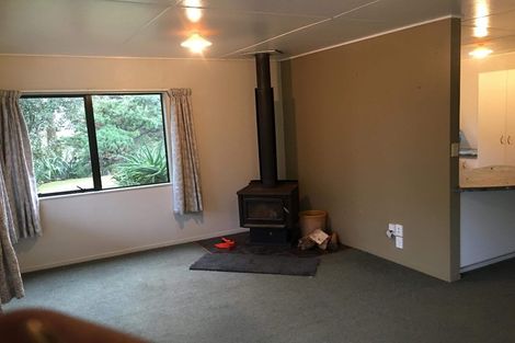 Photo of property in 32 Forest Road, Waitarere Beach, Levin, 5510