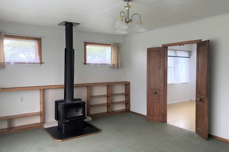 Photo of property in 1 Trafalgar Street, Levin, 5510