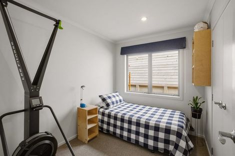 Photo of property in 142a Heta Road, Highlands Park, New Plymouth, 4312