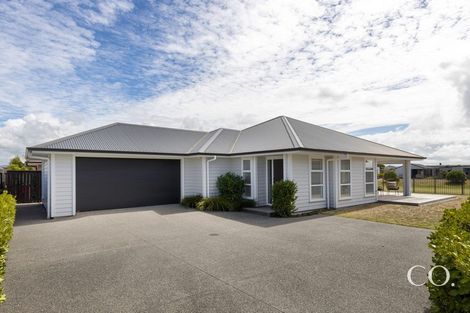 Photo of property in 5 Jeffs Way, Papamoa Beach, Papamoa, 3118