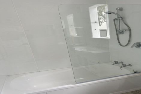 Photo of property in 6 Mcmaster Street, Greytown, 5712