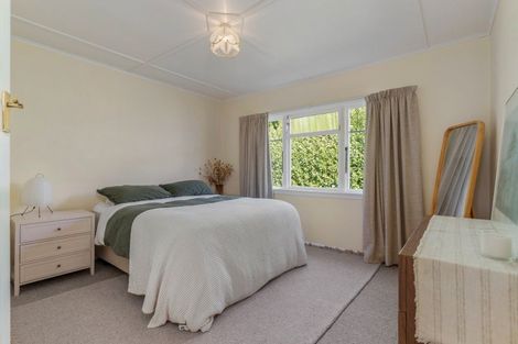 Photo of property in 70 Park Road, Carterton, 5713