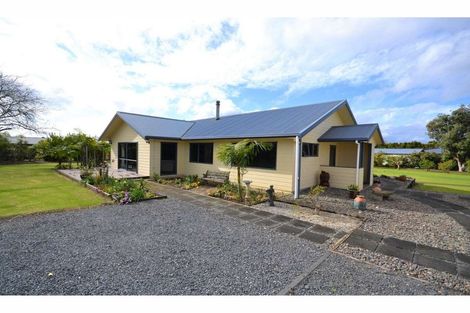 Photo of property in 12 Pa Road, Kerikeri, 0230