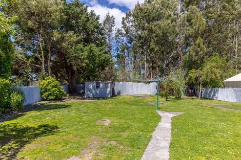 Photo of property in 16 River Road, Masterton, 5810