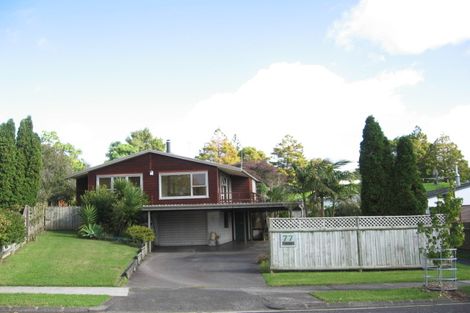 Photo of property in 77 Beechdale Crescent, Pakuranga Heights, Auckland, 2010