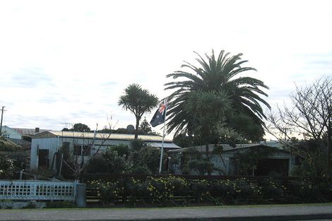 Photo of property in 5 Health Camp Road, Otaki Beach, Otaki, 5512