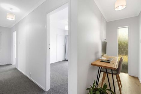 Photo of property in 37 Waterloo Crescent, Hokowhitu, Palmerston North, 4410