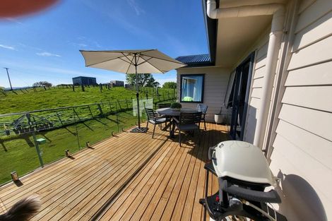 Photo of property in 1 Watts Street, Waipawa, 4210