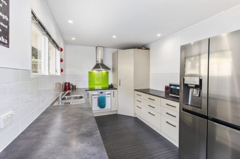 Photo of property in 21 Gainsborough Grove, Belmont, Lower Hutt, 5010