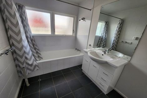 Photo of property in 11/6-8 Keys Street, Elderslea, Upper Hutt, 5018