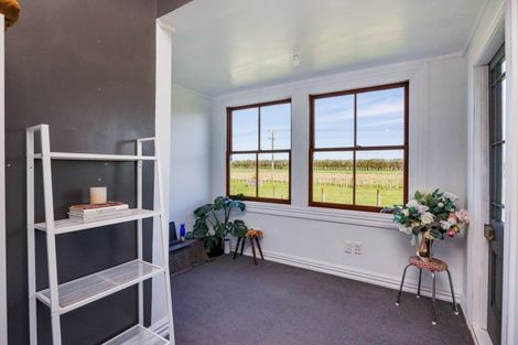 Photo of property in 2114 State Highway 56, Longburn, Palmerston North, 4477