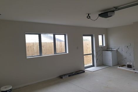 Photo of property in 87d Sturges Road, Henderson, Auckland, 0612