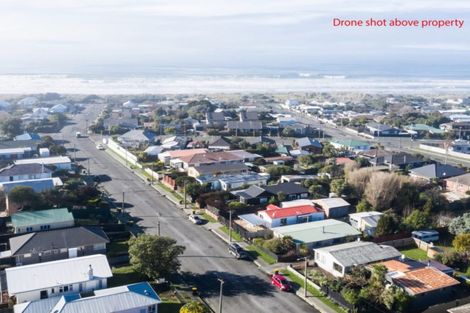 Photo of property in 64 Effingham Street, North New Brighton, Christchurch, 8083
