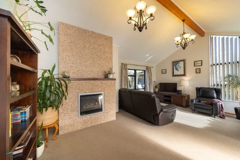 Photo of property in 9 Delta Place, Milson, Palmerston North, 4414