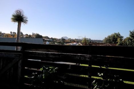 Photo of property in 21 Grosmont Terrace, Brookfield, Tauranga, 3110