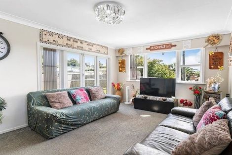 Photo of property in 19 Surrey Street, Manurewa, Auckland, 2102