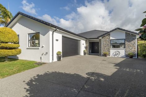 Photo of property in 7 Ashwood Grove, Omokoroa, 3114