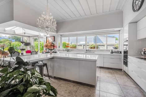 Photo of property in 290 Jervois Road, Herne Bay, Auckland, 1011