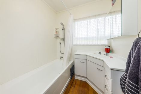 Photo of property in 1 Short Street, Manurewa East, Auckland, 2102