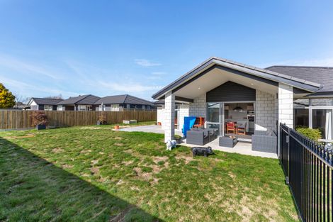 Photo of property in 4 Plescher Crescent, Leamington, Cambridge, 3432