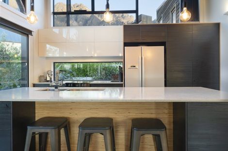 Photo of property in 2 Falconer Rise, Jacks Point, Queenstown, 9371