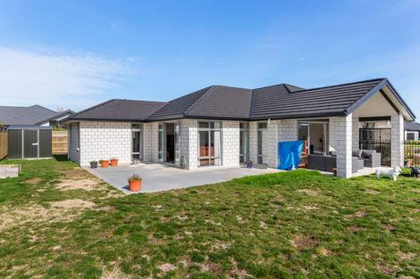 Photo of property in 4 Plescher Crescent, Leamington, Cambridge, 3432