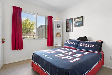 Photo of property in 11a Dawn Place, Waiuku, 2123