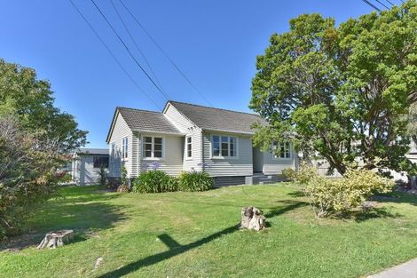 Photo of property in 25 Auburn Avenue, Upper Riccarton, Christchurch, 8041