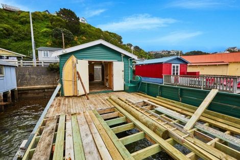 Photo of property in 138 Evans Bay Parade, Roseneath, Wellington, 6021
