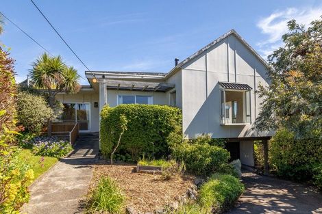Photo of property in 21 Whero Avenue, Diamond Harbour, Lyttelton, 8971