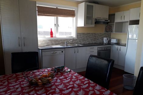 Photo of property in 1/37 Nile Road, Milford, Auckland, 0620