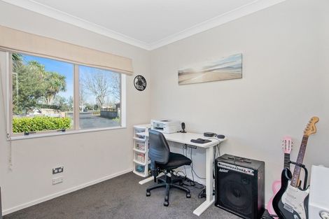 Photo of property in 15 Halcione Close, Flagstaff, Hamilton, 3210