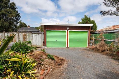 Photo of property in 37 Follett Street, Marton, 4710