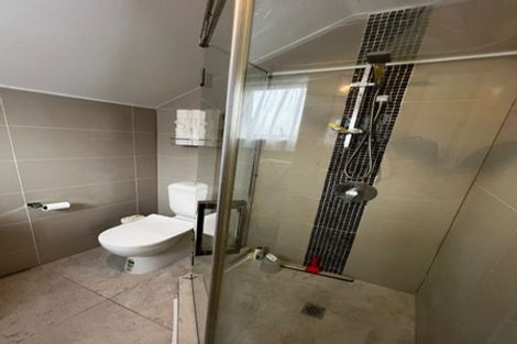 Photo of property in 2/3 Frost Road, Mount Roskill, Auckland, 1041