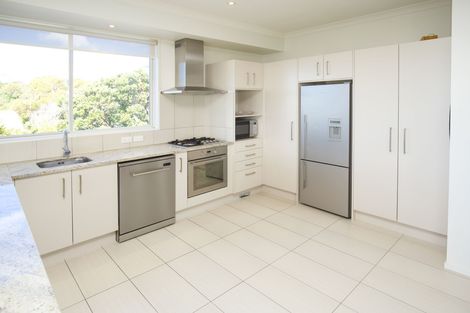 Photo of property in 150 Pacific Parade, Army Bay, Whangaparaoa, 0930