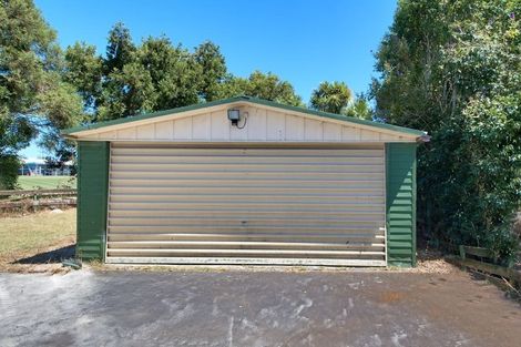 Photo of property in 1 Normandy Place, Henderson, Auckland, 0610