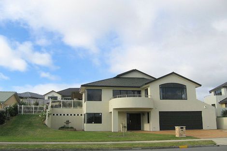 Photo of property in 133 Milne Drive, Paraparaumu, 5032