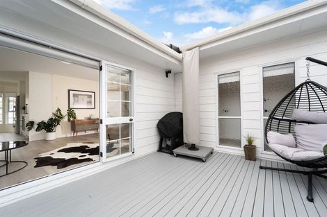 Photo of property in 35a Stanley Avenue, Milford, Auckland, 0620