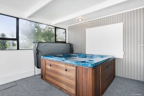 Photo of property in 119 Browns Bay Road, Browns Bay, Auckland, 0630