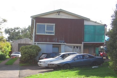 Photo of property in 12 Tahi Terrace, Glen Eden, Auckland, 0602