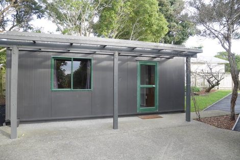 Photo of property in 84 Ruapehu Street, Paraparaumu, 5032