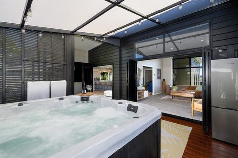 Photo of property in 2 Benmore Crescent, Pyes Pa, Tauranga, 3112