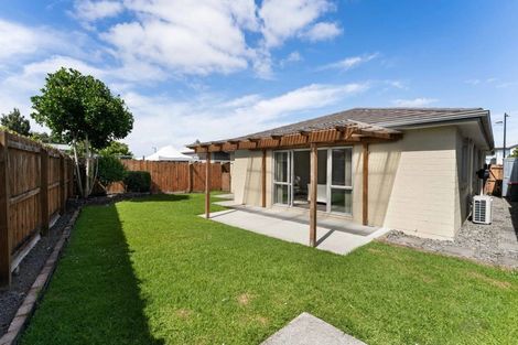 Photo of property in 35 Arion Road, Takanini, 2112